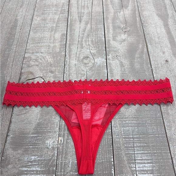‼️ NEW LA PERLA PEGRETA RED THONG - Picture 3 of 3